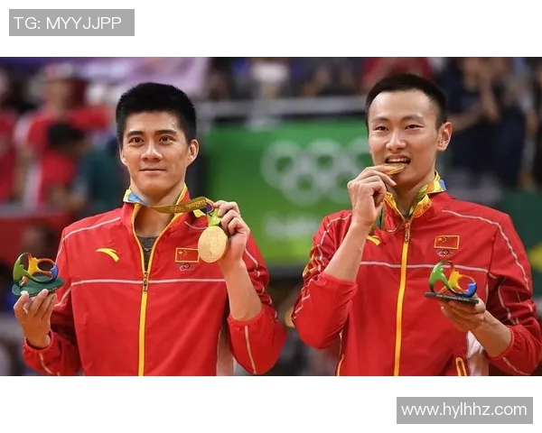 南京羽毛球队与成都羽毛球队赛后复盘分析双打配合与战术执行的关键因素