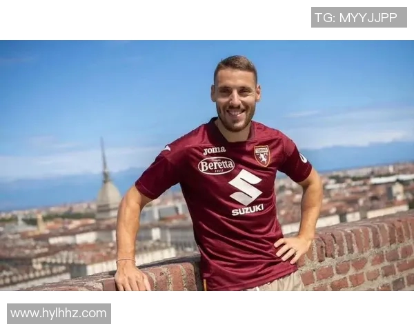 外国花的足球明星们如何在绿茵场上绽放异彩与魅力